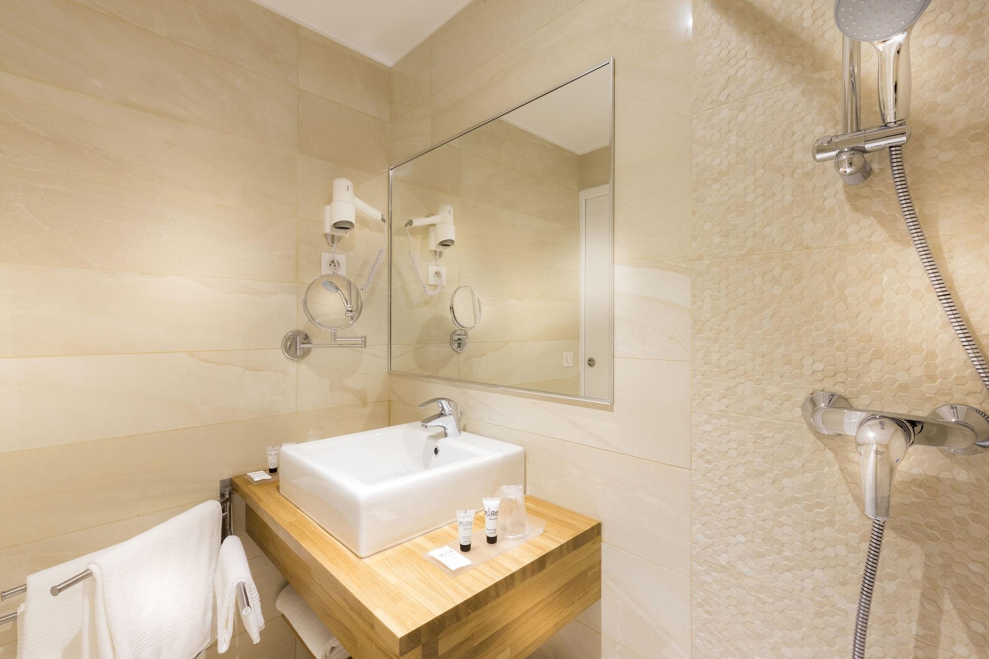 Hotel International Париж Екстериор снимка