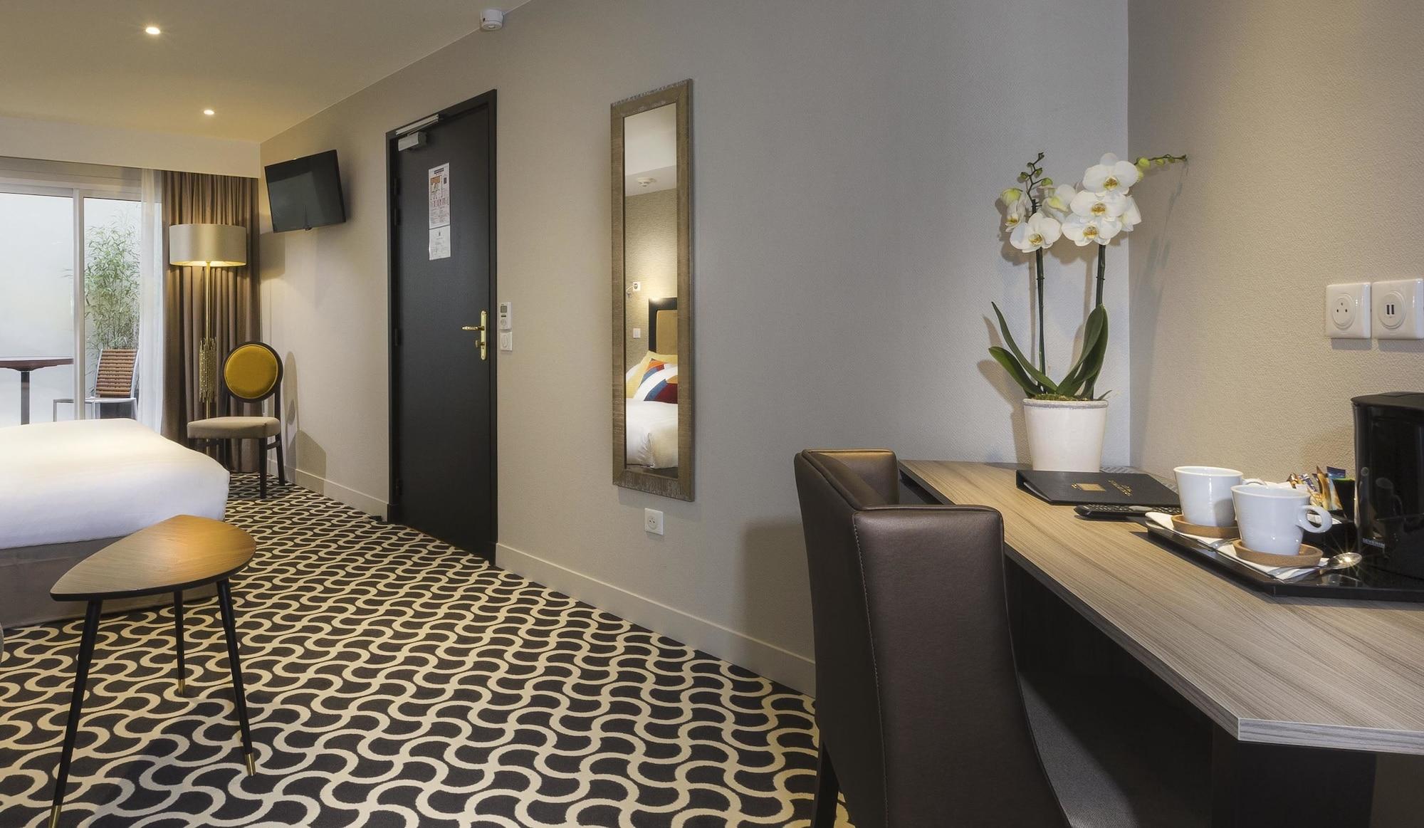 Hotel International Париж Екстериор снимка