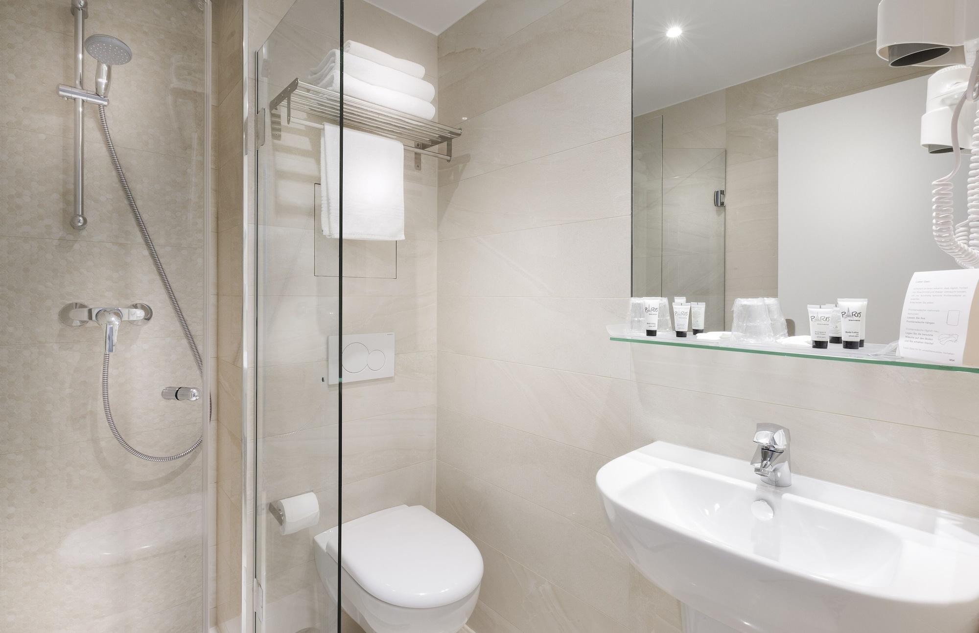 Hotel International Париж Екстериор снимка