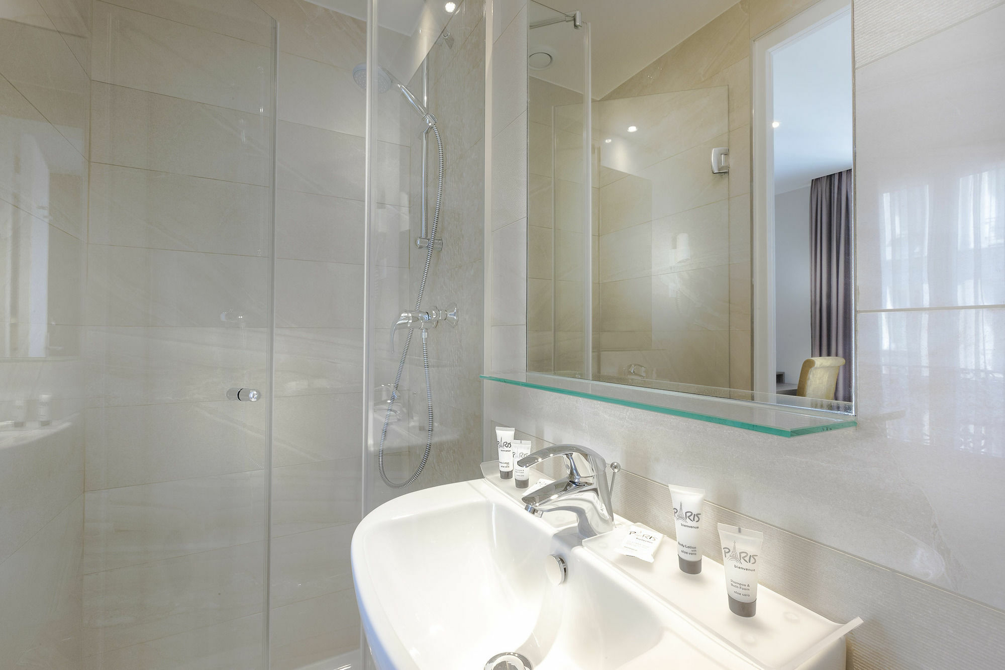 Hotel International Париж Екстериор снимка