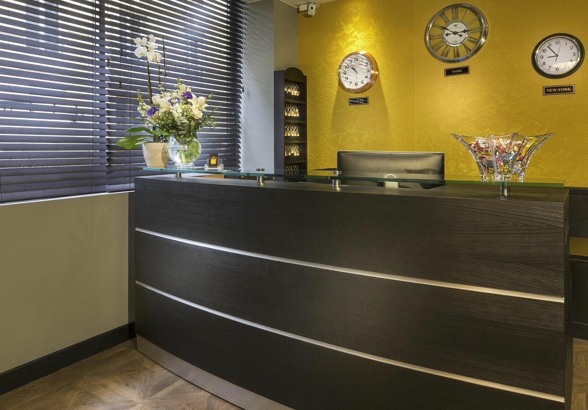Hotel International Париж Екстериор снимка